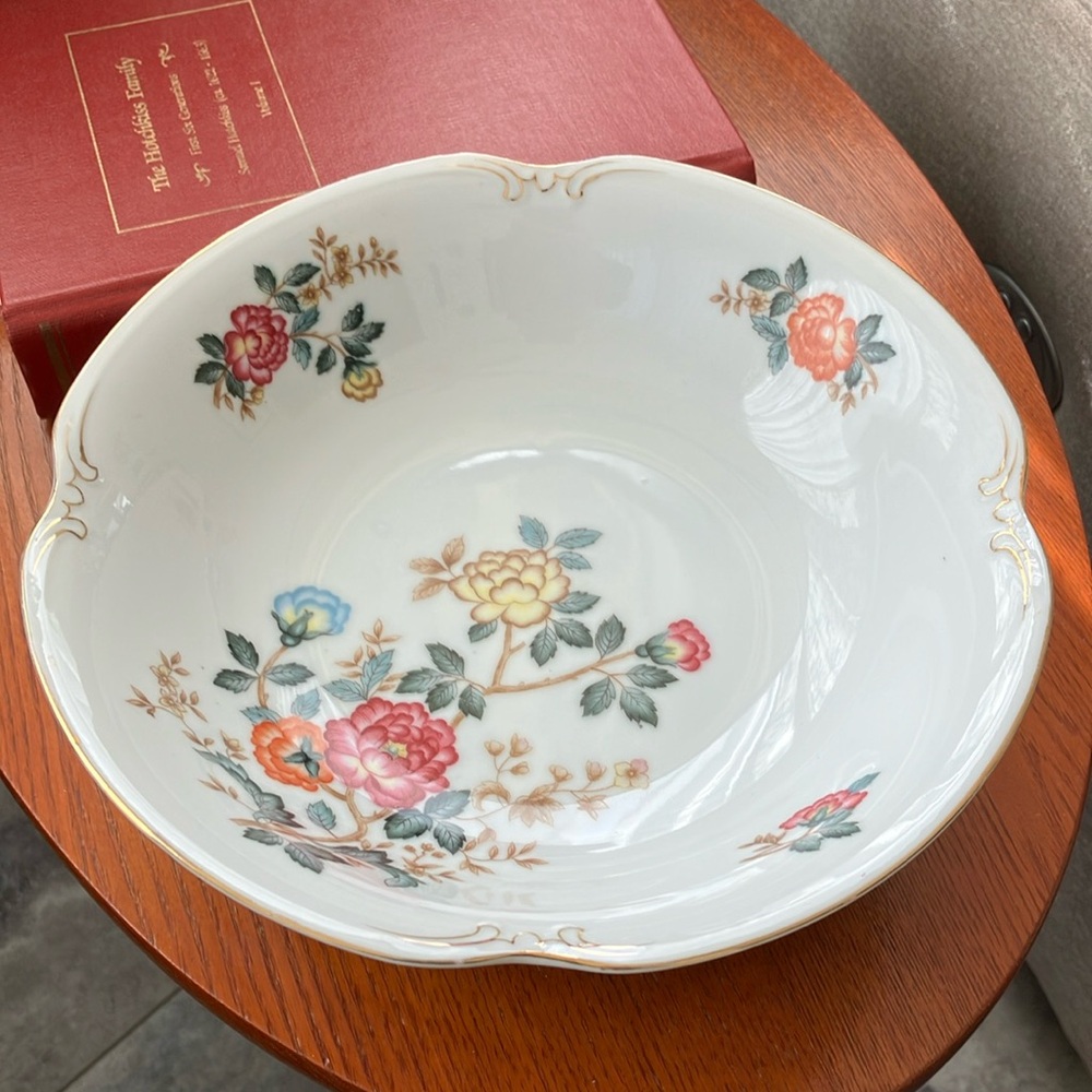 Vintage Charm Crest 9”  Mayfair Bowl  Fine China Porcelain Multi Floral